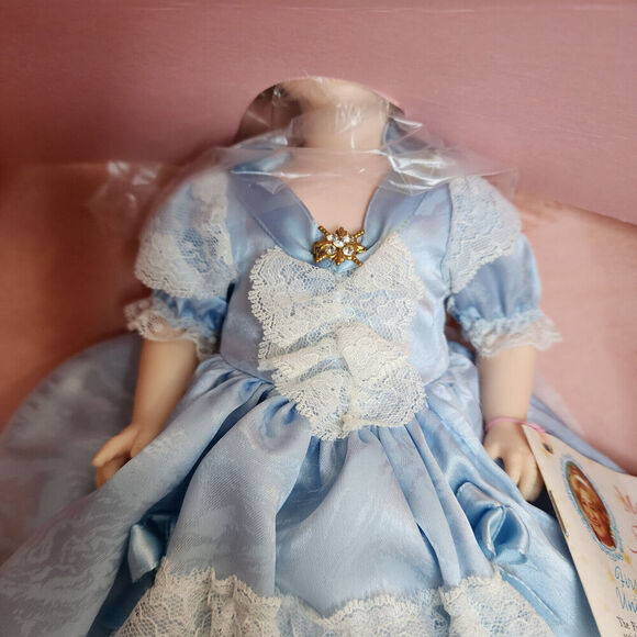 Madame Alexander PRESIDENT‎ First Lady Sarah Polk #1511 DOLL - New in box - Picture 3 of 7